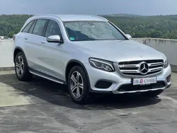 Silber Gebraucht 2017 Mercedes 220 Exclusive SUV | 22.900 €