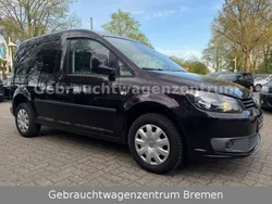 Schwarz Gebraucht 2013 VW Caddy Trendline Van / Kleinbus | 6.990 € (Fairer Preis)