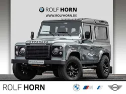 Grau Gebraucht 2015 Land Rover Defender SUV | 78.780 €