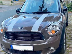 Braun Gebraucht 2015 Mini One Countryman SUV | 11.299 € (Etwas zu teuer)