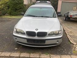 Silber Gebraucht 2004 BMW 320 Limousine | 900 € (Superpreis)