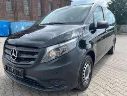 Schwarz Gebraucht 2015 Mercedes Vito Van / Kleinbus | 18.400 € (Teuer)