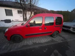 Rot Gebraucht 2005 Renault Kangoo Van / Kleinbus | 3.500 € (Etwas zu teuer)