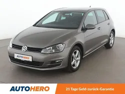 Grau Gebraucht 2017 VW Golf VII Allstar Limousine | 16.090 € (Etwas zu teuer)