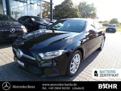 Unilack nachtschwarz Gebraucht 2020 Mercedes A250 Progressive Limousine | 19.950 € (Etwas zu teuer)