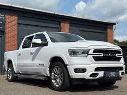 Weiß Gebraucht 2022 Dodge Ram Abholung | 59.500 € (Teuer)