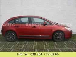 Rot Gebraucht 2008 Citroën C4 Advance Limousine | 950 € (Superpreis)