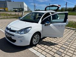 Weiß Gebraucht 2014 Citroën C3 PureTech Limousine | 9.000 € (Teuer)
