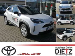 Platinum white pearl mc. (089) Gebraucht 2024 Toyota Yaris Cross Plus SUV | 35.200 € (Etwas zu teuer)