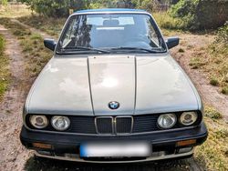 Silber Gebraucht 1991 BMW 318 Cabriolet Cabrio | 19.000 €