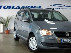 Grau Gebraucht 2007 VW Touran Trendline Van / Kleinbus | 8.499 €