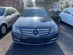 Grau Gebraucht 2010 Mercedes C250 Kombi | 10.990 €