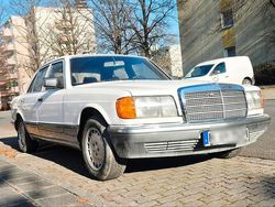 Weiß Gebraucht 1987 Mercedes 420 SE Limousine | 17.999 €