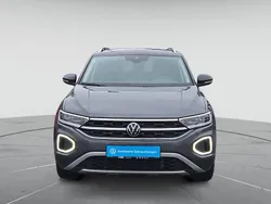 Indiumgrau metallic Gebraucht 2024 VW T-Roc Style SUV | 27.999 € (Guter Preis)