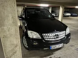 Schwarz Gebraucht 2006 Mercedes ML280 SUV | 2.800 € (Superpreis)