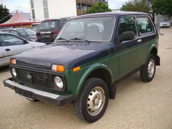 Blau Gebraucht 2012 Lada niva SUV | 2.500 €