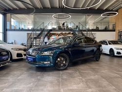 Blau Gebraucht 2015 Skoda Superb LAURIN & KLEMENT Limousine | 18.999 € (Guter Preis)