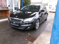 Schwarz Gebraucht 2016 Peugeot 308 Limousine | 6.650 € (Guter Preis)