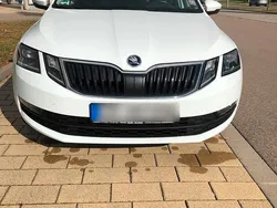 Weiß Gebraucht 2018 Skoda Octavia Clever Kombi | 15.600 € (Guter Preis)