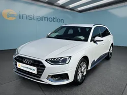 Weiß Gebraucht 2023 Audi A4 S-Line Kombi | 34.699 € (Fairer Preis)