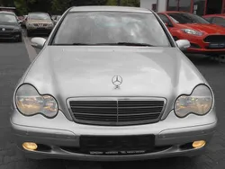 Silber Gebraucht 2003 Mercedes C200 Classic Limousine | 3.700 € (Fairer Preis)