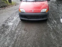 Rot Gebraucht 1999 Fiat Seicento Kleinwagen | 1.200 €