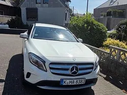 Weiß Gebraucht 2014 Mercedes GLA200 SUV | 15.000 € (Fairer Preis)
