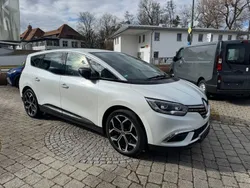 Weiß Gebraucht 2021 Renault Scénic IV Intens Van / Kleinbus | 17.990 € (Etwas zu teuer)