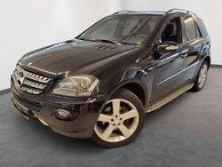 Obsidianschwarz Gebraucht 2008 Mercedes ML320 SUV | 13.599 € (Fairer Preis)