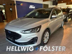 Polarsilber metallic Gebraucht 2022 Ford Focus Cool & Connect Kombi | 17.490 € (Superpreis)