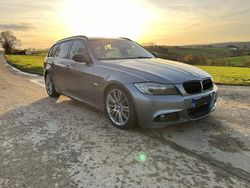 Grau Gebraucht 2011 BMW 330 Kombi | 6.800 € (Guter Preis)