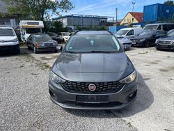 Grau Gebraucht 2017 Fiat Tipo Easy Kombi | 5.400 € (Fairer Preis)