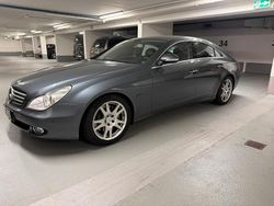 Grau Gebraucht 2006 Mercedes CLS350 Limousine | 12.800 €
