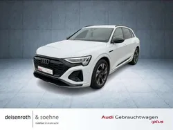 Weiss Gebraucht 2023 Audi Q8 e-tron S-Line SUV | 59.805 € (Etwas zu teuer)