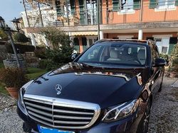 Blau Gebraucht 2020 Mercedes E300 Luxury Limousine | 22.600 € (Superpreis)
