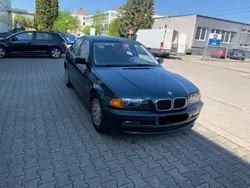 Grün Gebraucht 1999 BMW 316 Limousine | 1.700 € (Guter Preis)