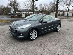 Grau Gebraucht 2012 Peugeot 207 CC Allure Cabrio | 7.990 € (Etwas zu teuer)