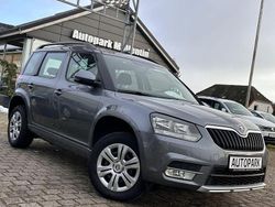 Grau Gebraucht 2017 Skoda Yeti SUV | 11.700 € (Fairer Preis)