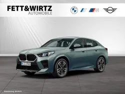 Cape york green metallic Gebraucht 2024 BMW X2 M Sport SUV | 41.888 € (Fairer Preis)