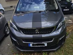 Grau Gebraucht 2018 Peugeot Expert Van | 19.000 € (Teuer)