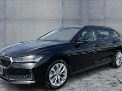 Schwarz Gebraucht 2025 Skoda Superb Selection Kombi | 38.970 € (Fairer Preis)