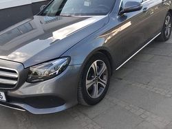 Schwarz Gebraucht 2018 Mercedes E220 Limousine | 26.999 € (Guter Preis)