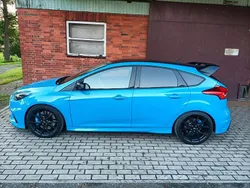 Blau Gebraucht 2019 Ford Focus RS Limousine | 29.900 € (Fairer Preis)