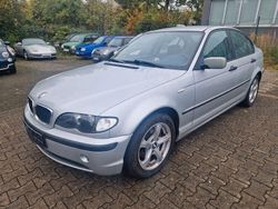 Silber Gebraucht 2002 BMW 318 Limousine | 2.980 € (Etwas zu teuer)