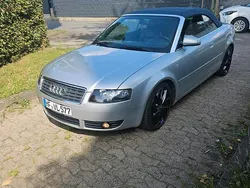 Silber Gebraucht 2002 Audi A4 Cabriolet Cabrio | 3.250 € (Guter Preis)