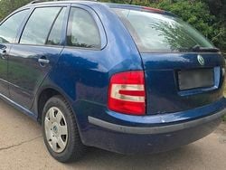 Blau Gebraucht 2006 Skoda Fabia Kombi | 650 € (Superpreis)
