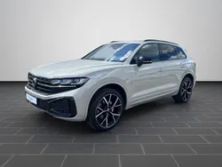 Sechura beige metallic (metallic) Gebraucht 2025 VW Touareg R-line SUV | 96.500 €