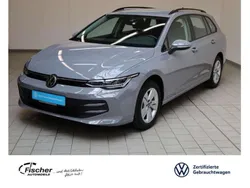 Grau Gebraucht 2024 VW Golf VIII Life Kombi | 23.940 € (Fairer Preis)