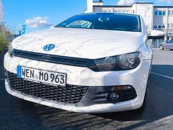 Weiß Gebraucht 2011 VW Scirocco Coupé | 7.500 € (Guter Preis)