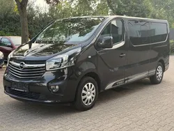 Schwarz Gebraucht 2019 Opel Vivaro Van | 15.498 €